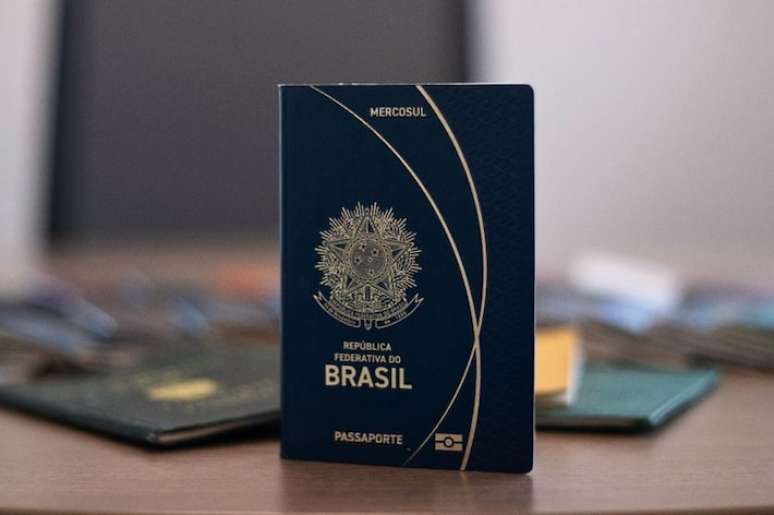 Brasil ocupa a 17ª posição no ranking dos passaportes mais poderosos do mundo, empatado com a Argentina.