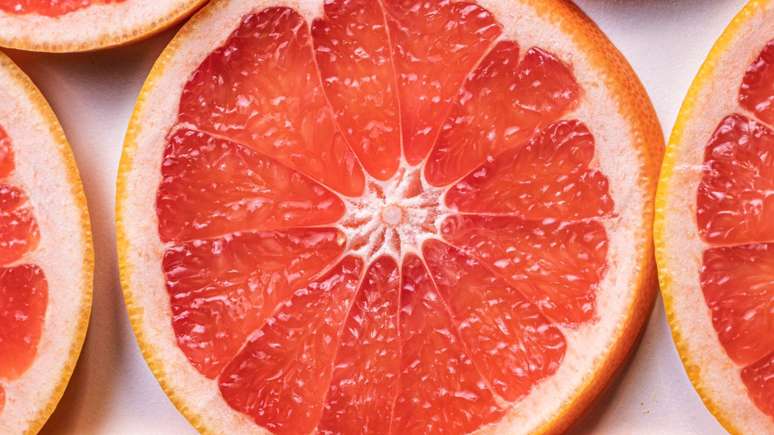 Por causa dessa super propriedade antioxidante, a laranja Moro apresenta aplicações terapêuticas