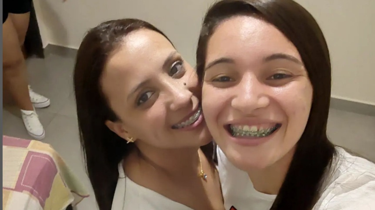 Goleira Lorena Silva e a namorada Carla Tatiane