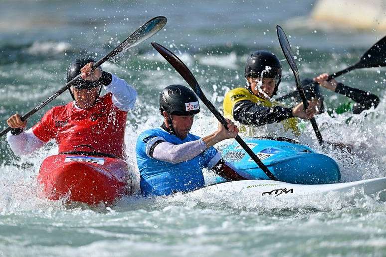 A canoagem slalom é uma velha conhecida dos Jogos Olímpicos, mas o caiaque cross é uma novidade