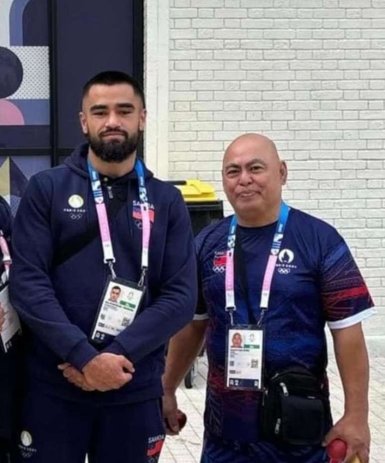 Lionel Elika Fatupaito, treinador de boxe de Samoa, morreu na sexta-feira, 26