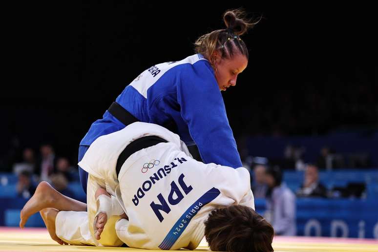 Luta da atleta Natasha Ferreira contra Natsumi Tsonoda durou 45 segudos