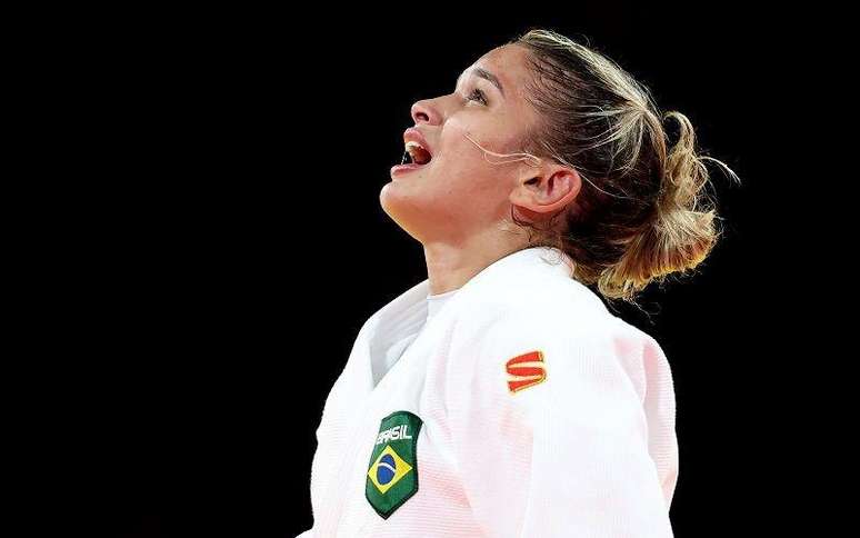 Larissa Pimenta conquistou o bronze na categoria até 52kg no judô feminino