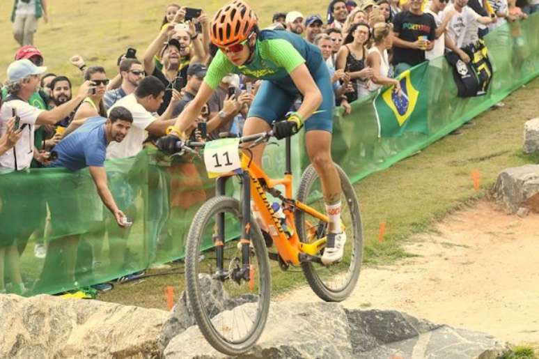 Raiza Goulão representou o Brasil no Mountain Bike 