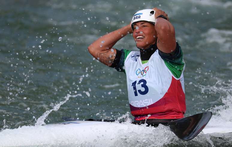 Ana Sátila fica em 4º e conquista melhor posição do Brasil na canoagem slalom em Olimpíadas