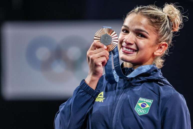 Larissa Pimenta foi bronze nas Olimpíadas de Paris