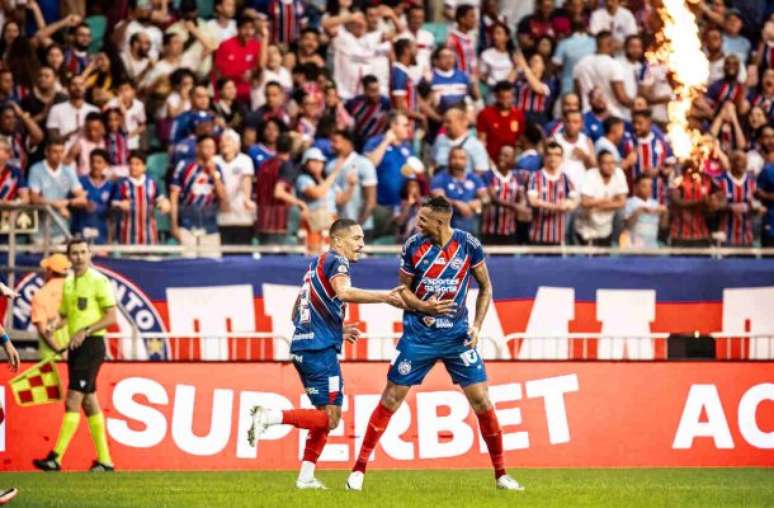 Bahia vence o Inter e segue na caça aos líderes do Brasileirão –