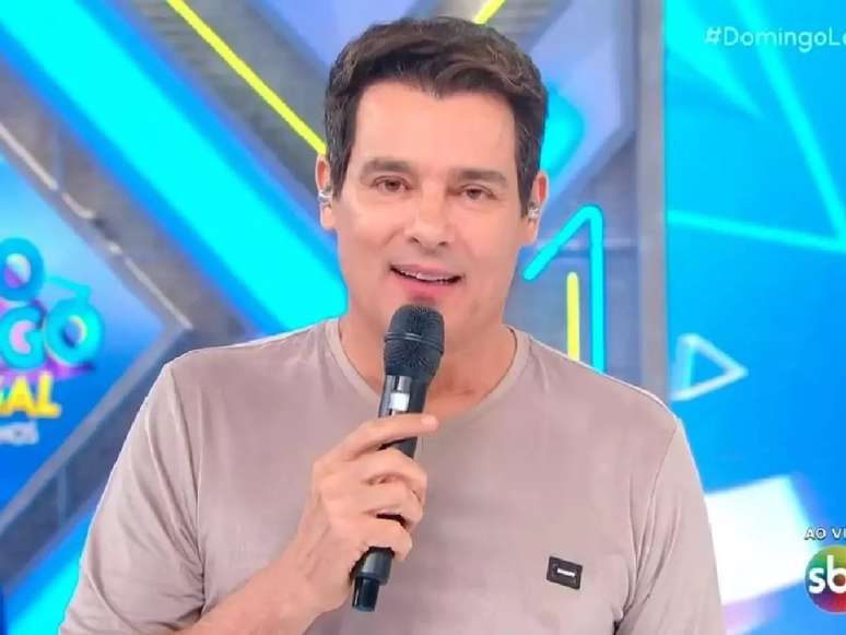 Celso Portiolli citou Eliana durante o Domingo Legal 