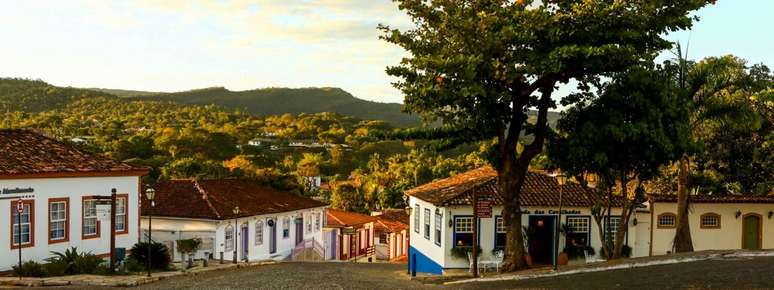 Pirenópolis, cidade com natureza privilegiada no interior de Goiás, atrai praticantes de esportes radicais.