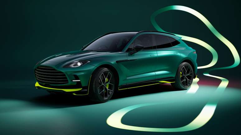 Novo Aston Martin DBX707 AMR 24