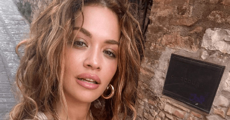 Rita Ora cancela show na Hungria por problemas de saúde