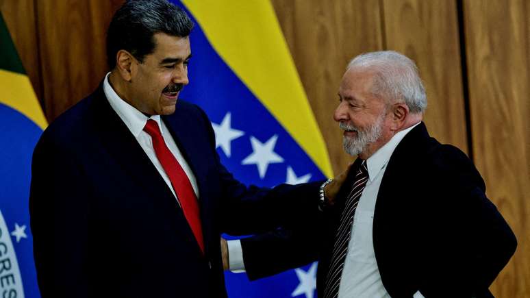 Lula começou seu terceiro mandato buscando reintegrar Maduro aos debates na América Latina