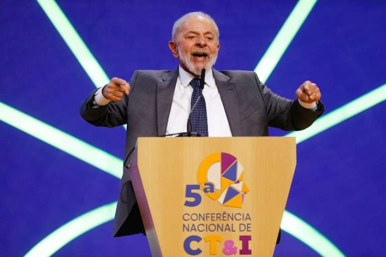 O presidente Lula durante a cerimônia de abertura da 5ª Conferência Nacional de Ciência, Tecnologia e Inovação