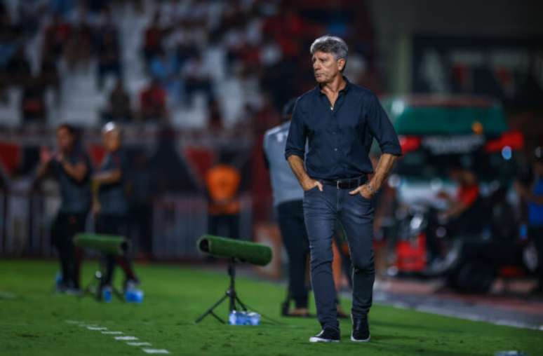 Pedro Geromel retorna ao time tricolor para duelo contra o Corinthians –  FOTO: LUCAS UEBEL/GREMIO FBPA