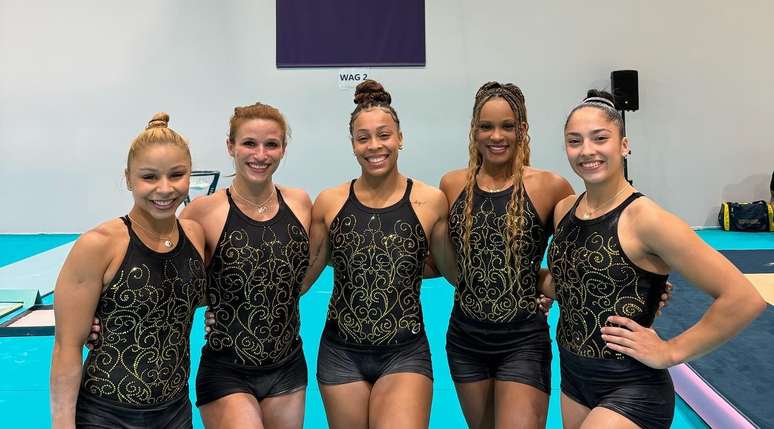 Flávia Saraiva, Jade Barbosa, Lorrane Santos, Rebeca Andrade e Júlia Soares