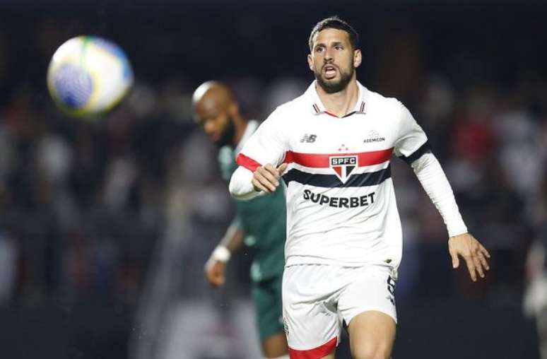 Calleri em ação pelo tricolor paulista –