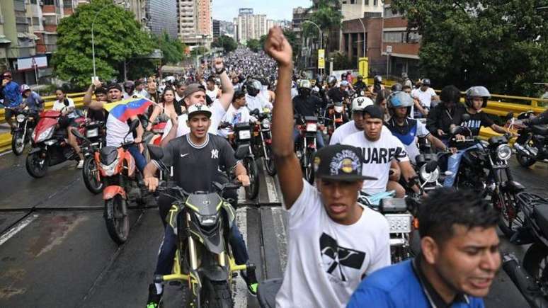 Caracas se tornou o epicentro de intensos protestos que abalam o país