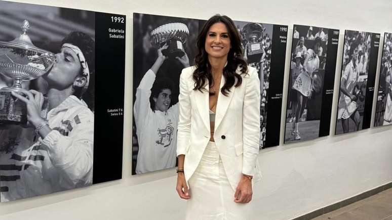 Gabriela Sabatini tem uma vida reservada e se relaciona com Luján Grisolía há 15 anos, segundo a imprensa argentina