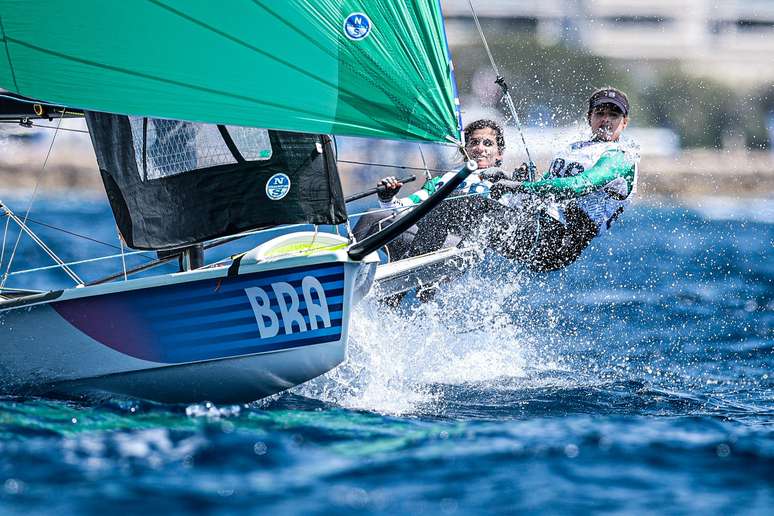 Martine Grael e Kahena Kunze não têm mais chance de pódio nos Jogos de Paris