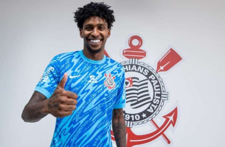 Atualmente, Hugo Souza é um dos melhores jogadores no elenco do Corinthians –