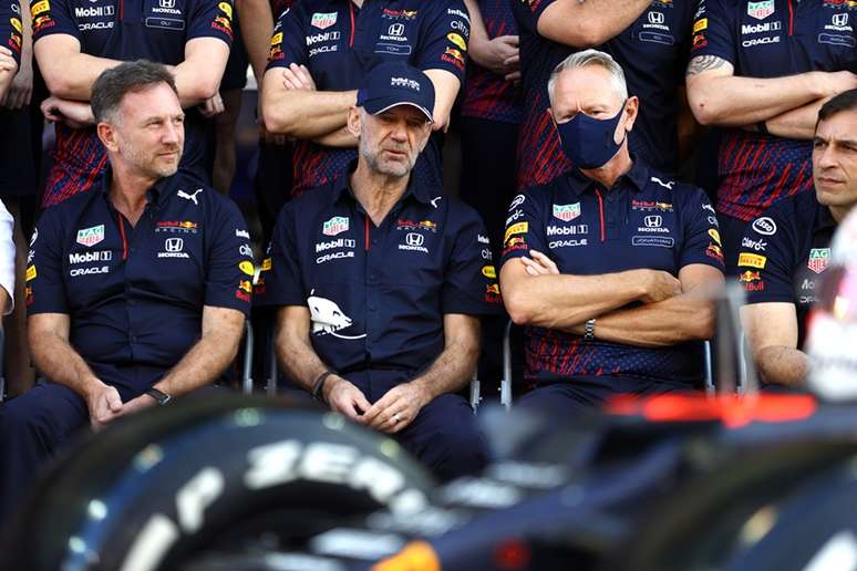 Horner, Newey e Whatley em Abu Dhabi 2021: agora, só resta um...