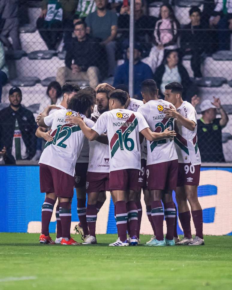 Elenco do Fluminense reunido. -