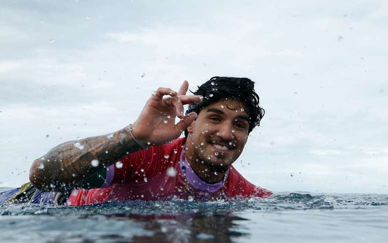 Gabriel Medina está na semifinal do surfe olímpico em Paris