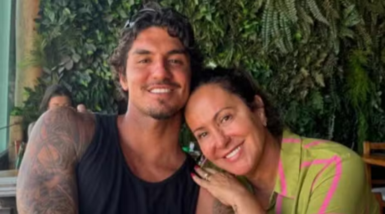 'Vivi luto de um filho vivo', diz mãe de Gabriel Medina ao recordar afastamento entre os dois