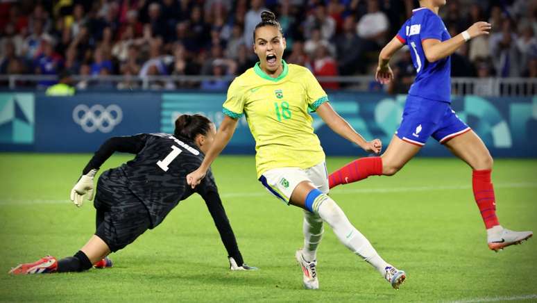 Gabi Portilho marcou o gol da vitória contra a França, em Nantes