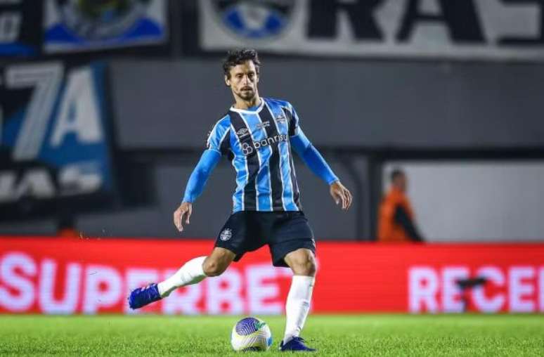 Rodrigo Caio estreou pelo Grêmio contra o Palmeiras —