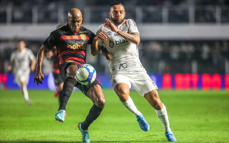 Santos cedeu empate no fim do jogo ao Sport em jogo pela Série B