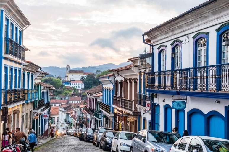 Ouro Preto é famosa por sua arquitetura e igrejas barrocas 