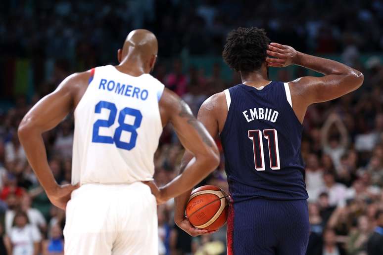 Joel Embiid meminta lebih banyak ejekan dari penggemar di Prancis (USABasketball/ Twitter)