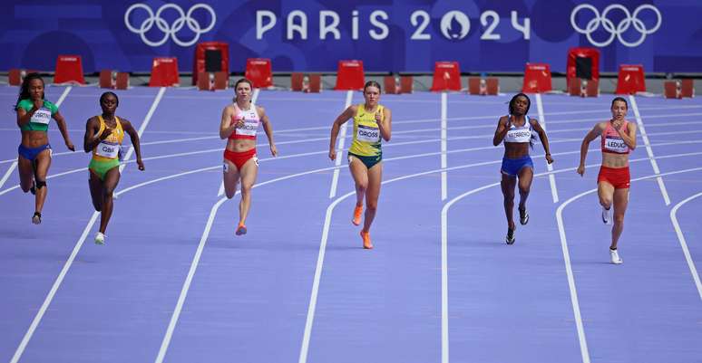 Atletismo: brasileira Lorraine Martins em ação durante a bateria 4 do 200m feminino