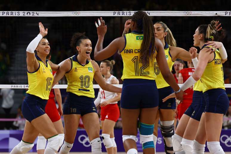 Brasil e Polônia se enfrentam no vôlei feminino nos Jogos de Paris.