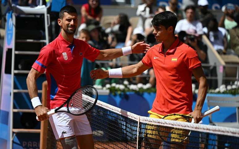 Djokovic e Alcaraz se enfrentam na final do tênis olímpico