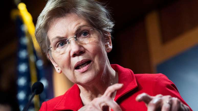 Senadora Elizabeth Warren propôs, nos Estados Unidos, Lei de Impostos para Ultramilionários