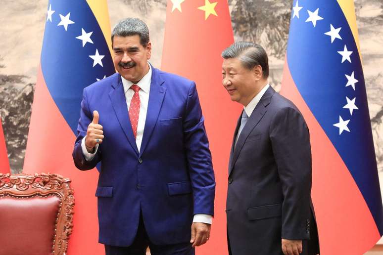 A China parabenizou Maduro pela vitória, apesar de reeleição ser contestada