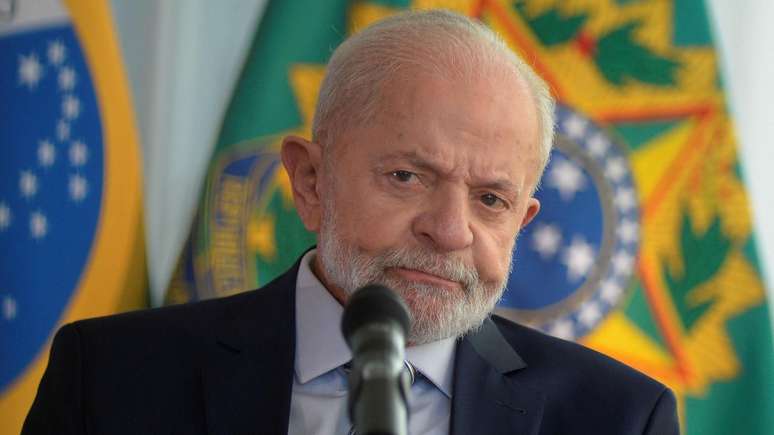 Lula, em sua primeira declaração sobre as eleições venezuelanas, minimizou a crise e afirmou que o que está acontecendo é um 'processo normal', onde a Justiça poderia resolver o impasse