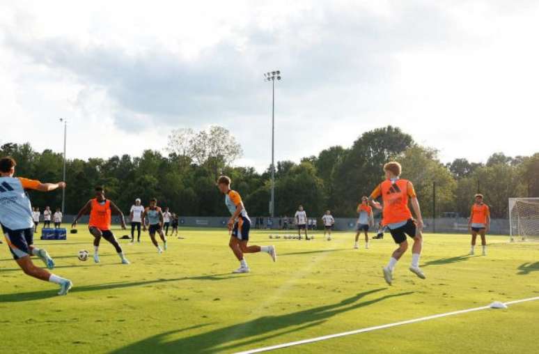 Vini Jr durante treinamento do Real Madrid –