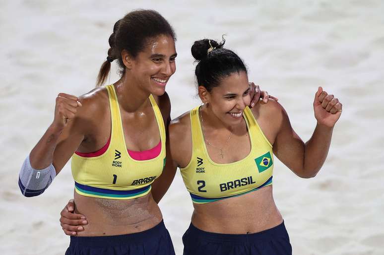 Ana Patrícia e Duda vencem Japão e avançam às quartas do vôlei de praia