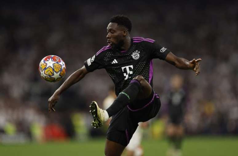 Alphonso Davies interessa ao Real Madrid para a próxima temporada –