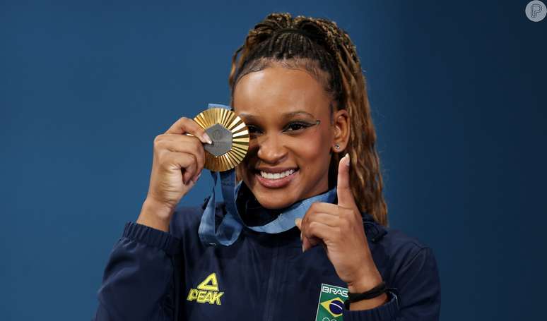 Quanto Rebeca Andrade já faturou com medalhas nas Olimpíadas? Brasileira ganhou mais prêmios em Paris 2024 até agora.