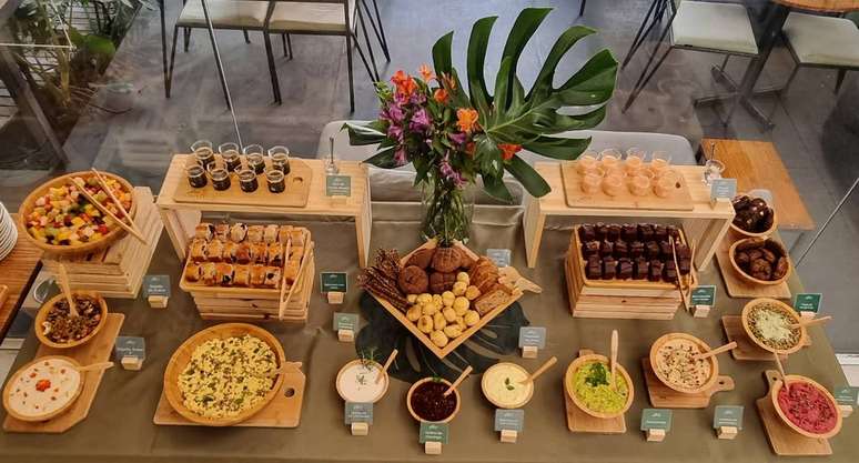 Aos finais de semana e feriados, Purana.co serve brunch vegano