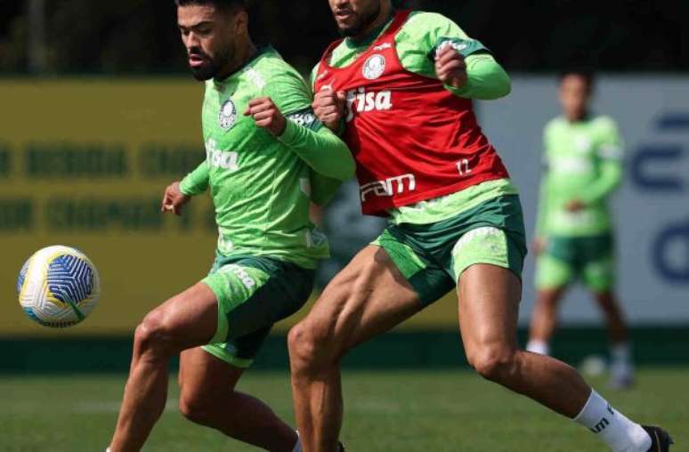 Bruno Tabata vem treinando na Academia de Futebol –