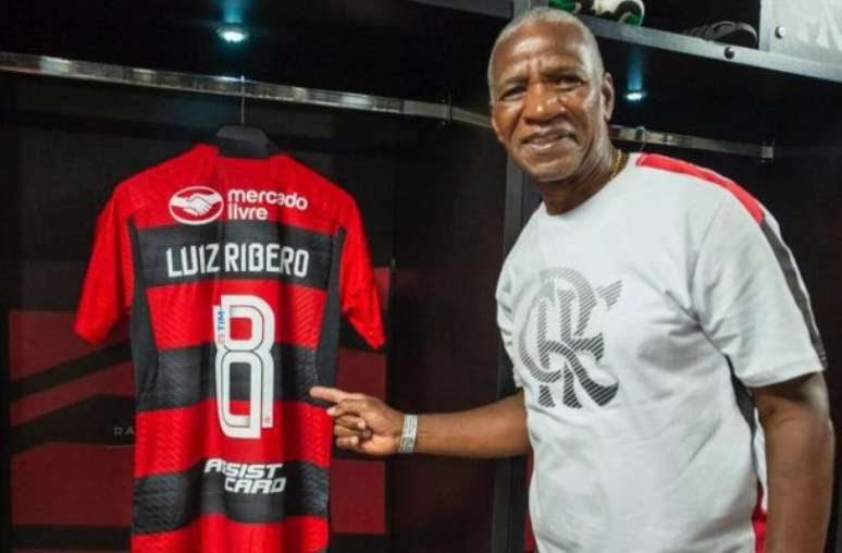 Adílio, ídolo do Flamengo –