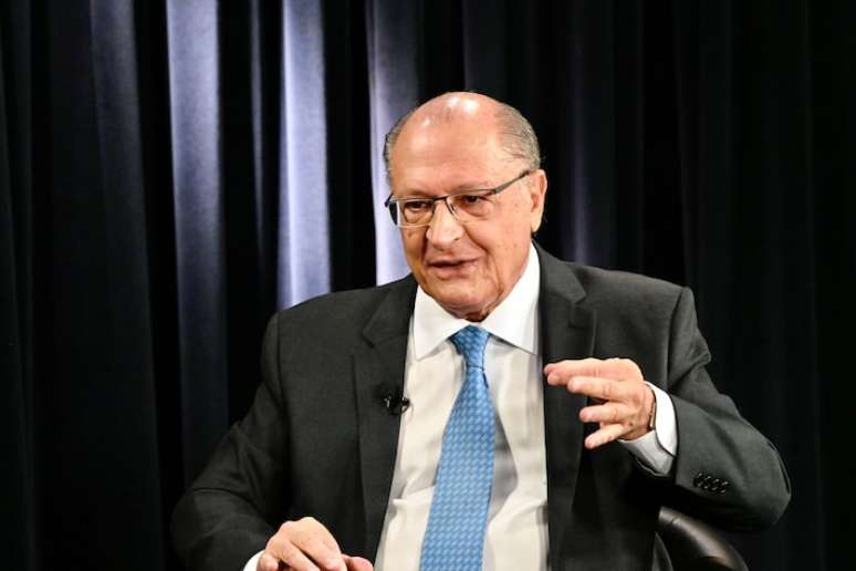 Alckmin afirma que investimento no programa de substituição de máquinas e a reforma tributária vão ajudar a indústria