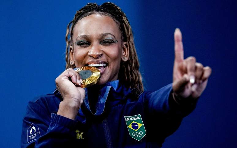 Rebeca Andrade conquistou a medalha de ouro no solo nas Olimpíadas