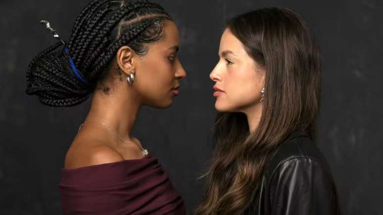 Gabz e Agatha Moreira em 'Mania de Você'