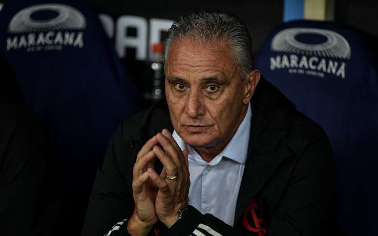 Tite deve usar Allan no lugar de De La Cruz contra o Palmeiras